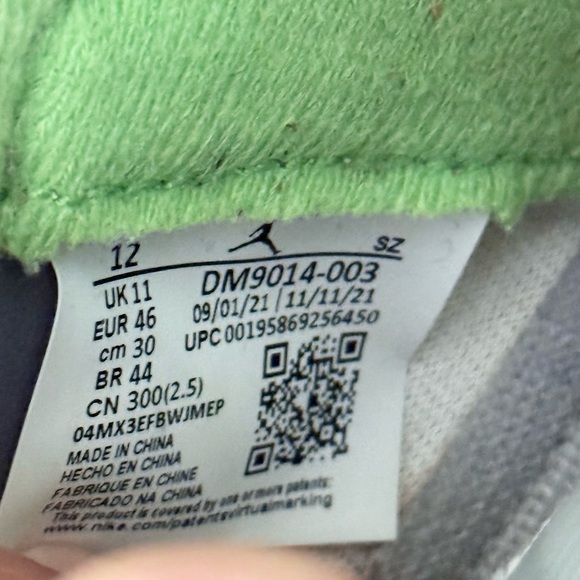 AUTHENTIC Jordan 5 Retro Green Bean size 12 DM9014-003 2022 PRE-OWNED - Picture 8 of 8